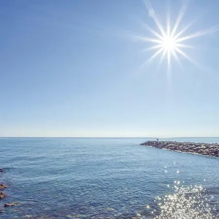 Lägenhet Atena's House *